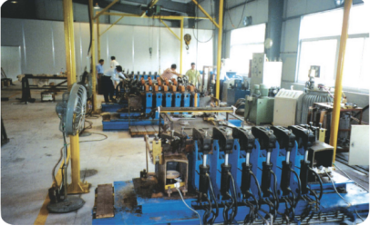 ZCN070S-（2000，9頭/3000，14頭）水發(fā)線棒多頭液壓成型熱壓機(jī)