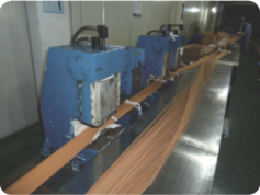 ZCN077-2、3、4米 汽發(fā)、水發(fā)線圈變位雙頭壓型機(jī)